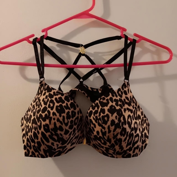 Victoria's Secret Other - Womens so obsessed by Victoria's secret push up leopard print bra 36b
